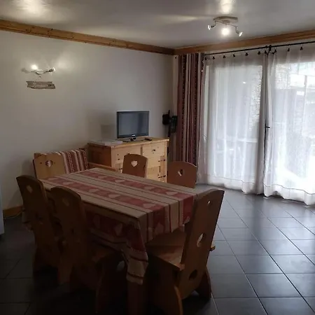Criterium 01 Apartment *